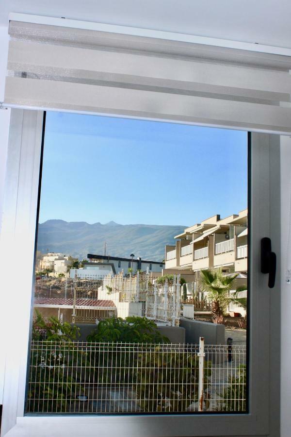 Sunny Ocean View Apartment 포리스 데 아보나 외부 사진
